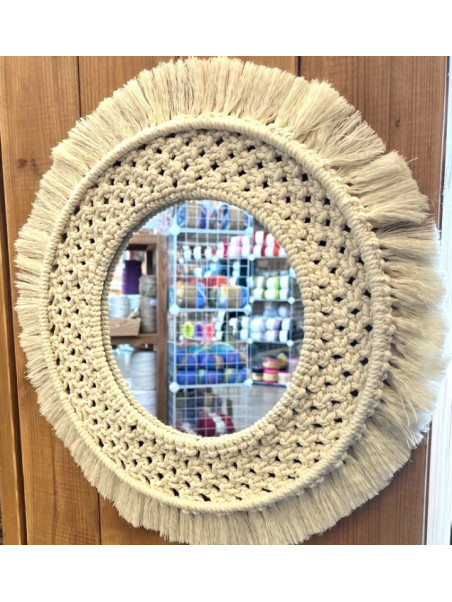 Atelier macramé intermédiaire 15/04/2024- Miroir - 3h (fournitures comprises) - réservation en boutique ou mail